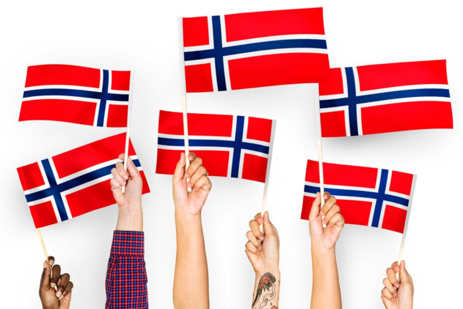 AN image of 6 different hands holding the flag of Norway