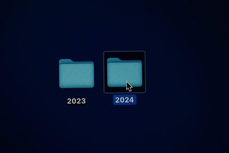 An image of two folder one for 2023, and the other is for 2024