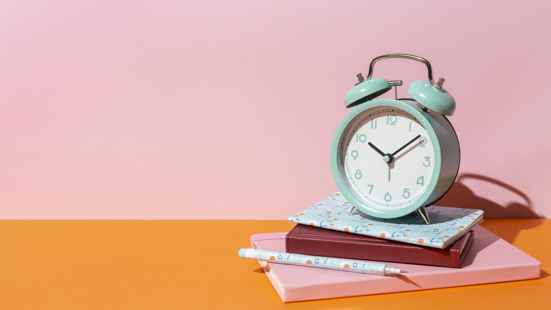 Hours Tracker: The Ultimate Tool for Boosting Productivity and Managing Time Off