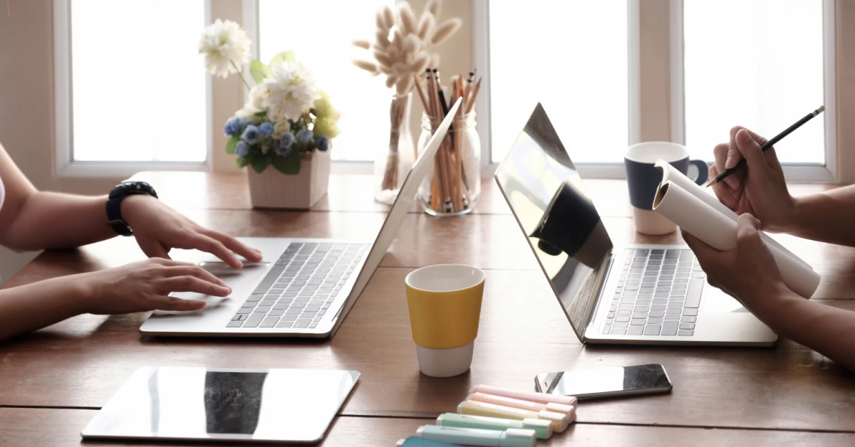 How Visual Tools Enhance Leave Management and Team Communication