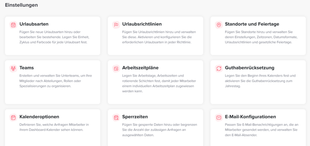 Übersichtsseite der Einstellungen mit Kacheln für Urlaubsarten, Richtlinien, Teams, Arbeitszeitpläne, Standorte, Kalenderoptionen und weitere Konfigurationen.