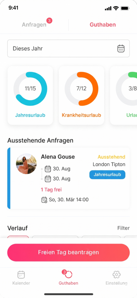 Mobile App-Ansicht mit Urlaubsständen, ausstehenden Anfragen und Button zum Beantragen eines freien Tages.