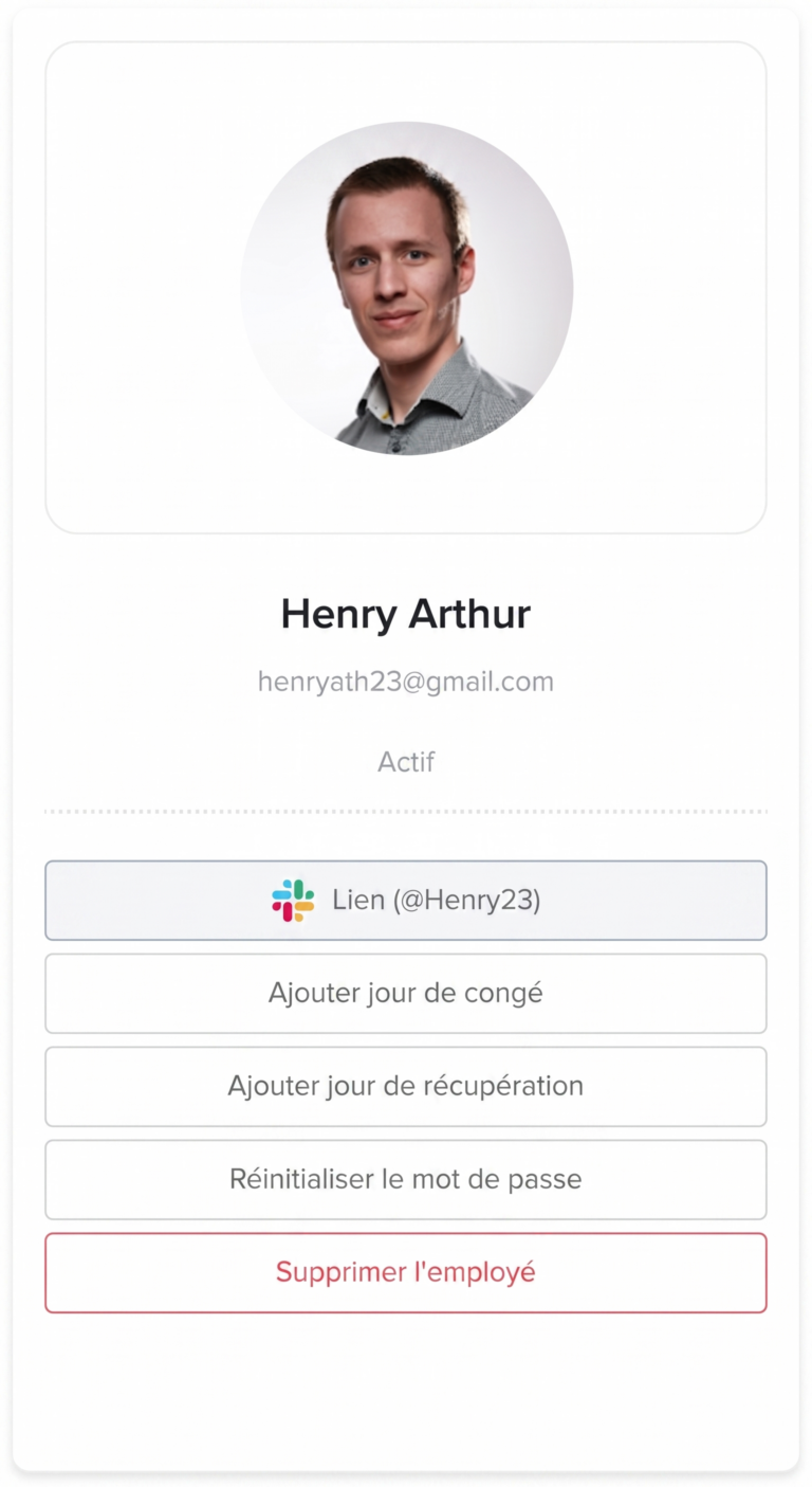 Interface affichant une liste d’employés avec cases à cocher pour les assigner à une politique de congé, incluant les informations de changement de politique, le total de jours et d’heures, ainsi que les noms et photos des employés.